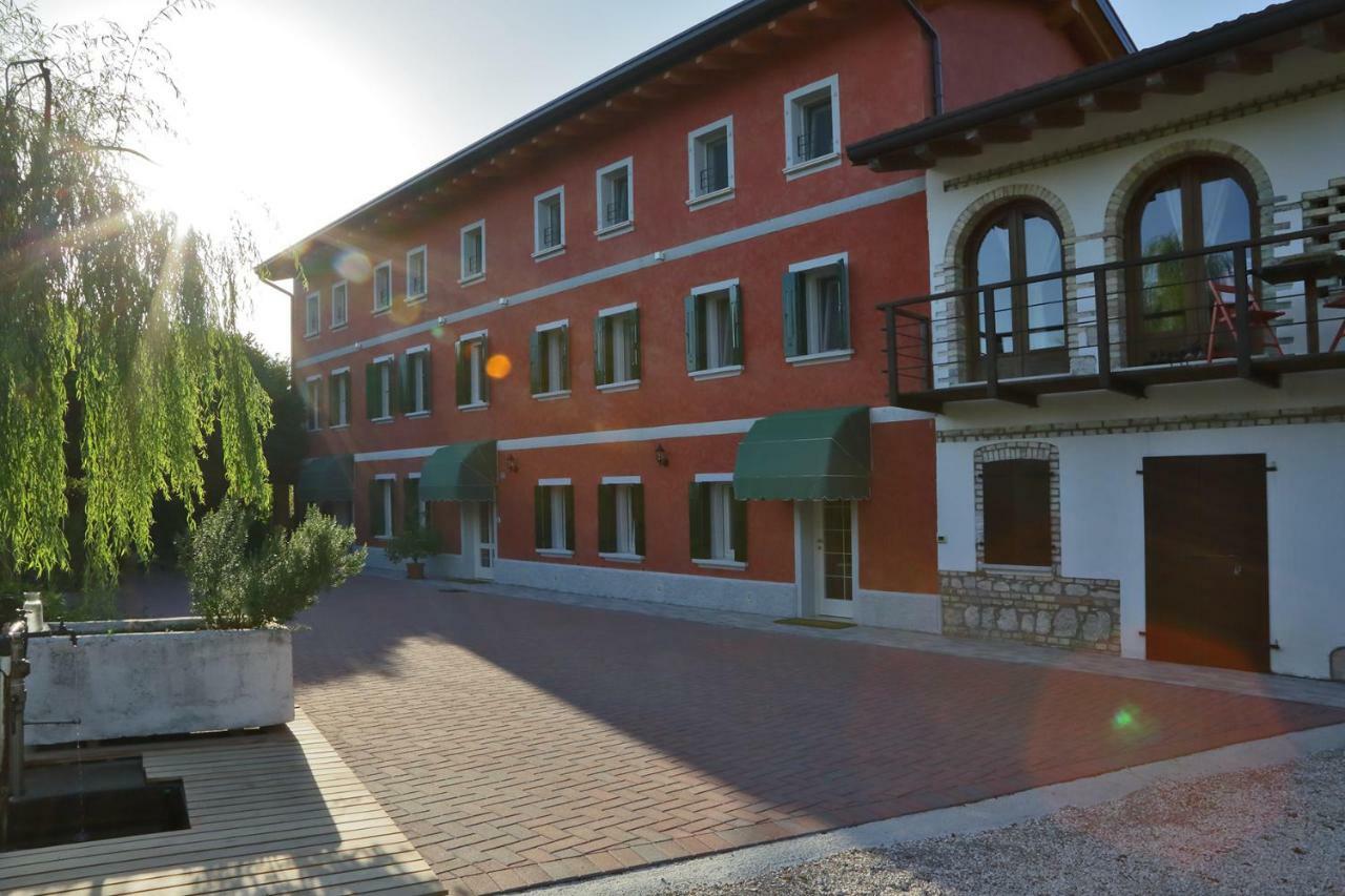 La Fonte Bed & Breakfast Fontanafredda Exterior foto